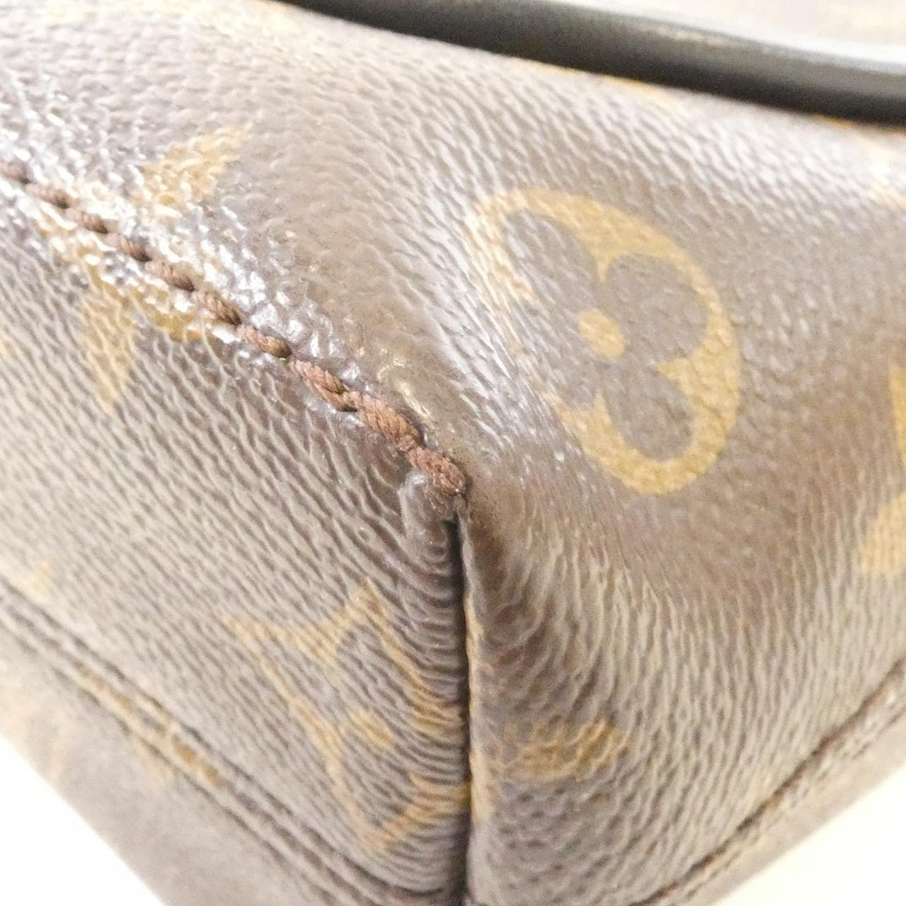 LOUIS VUITTON Monogram Macassar Magnetic Messenger M45557 Shoulder Bag