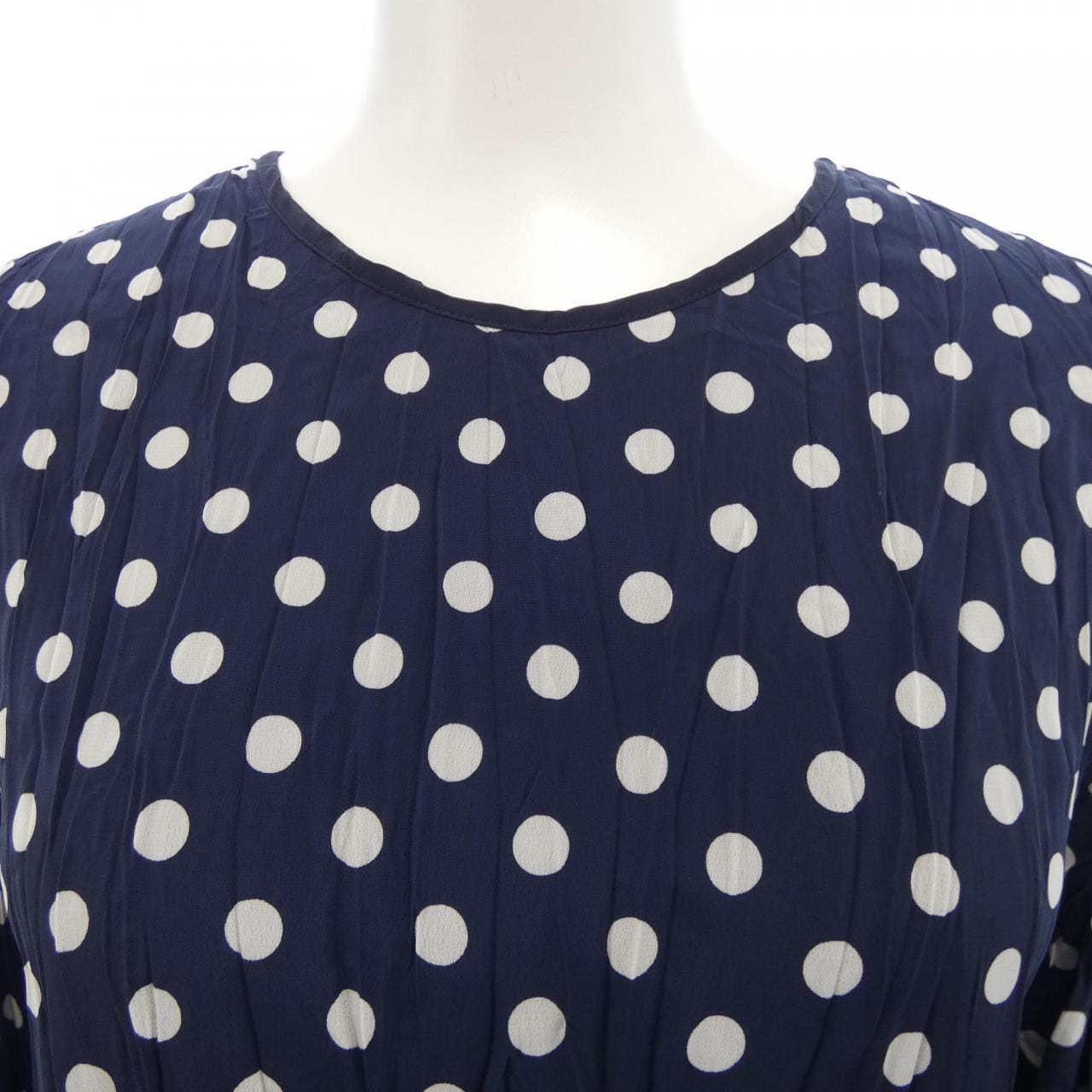 ザニューハウス THE NEWHOUSE トップス