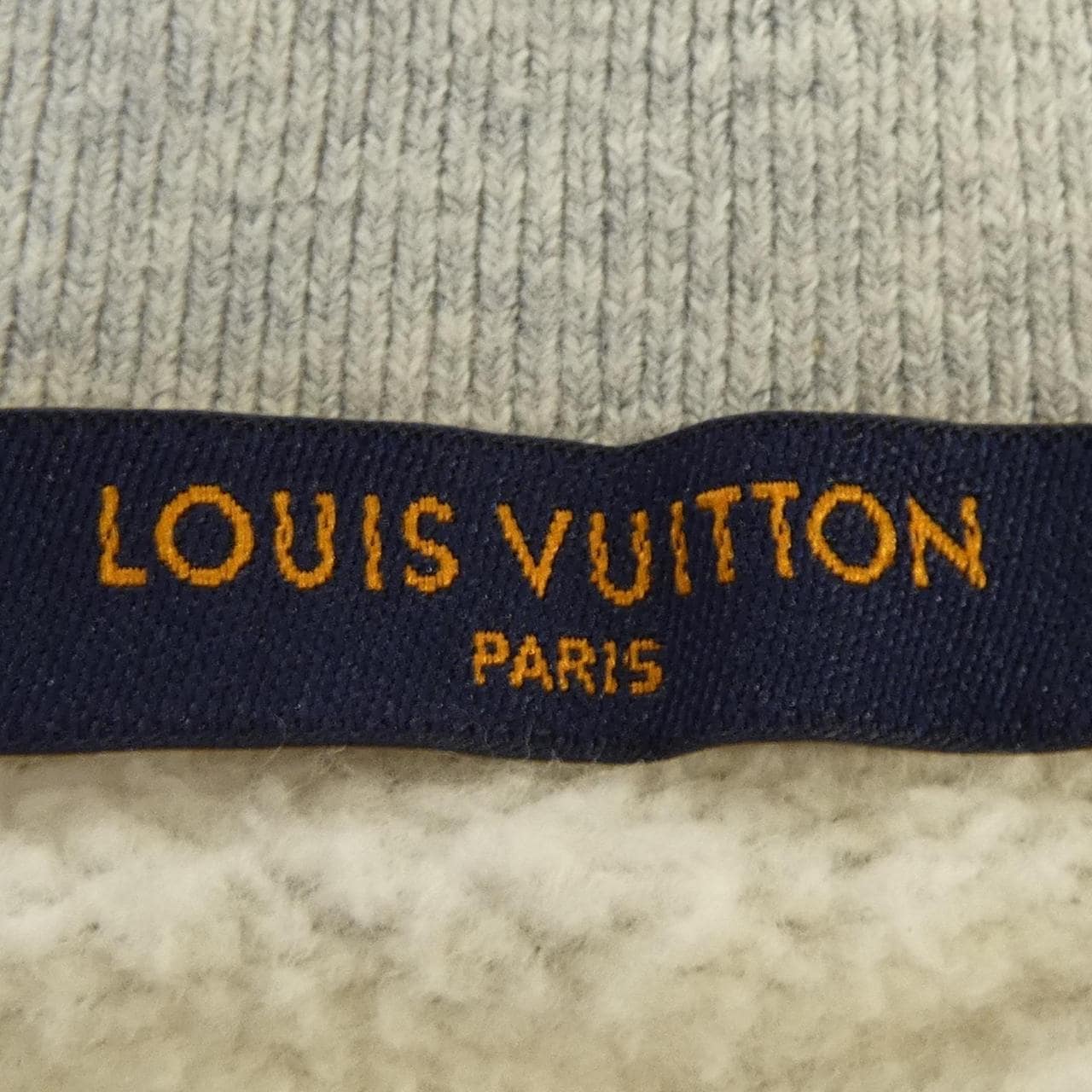 ルイヴィトン LOUIS VUITTON アップサイドダウンLVロゴ HFY20WGVR スウェット