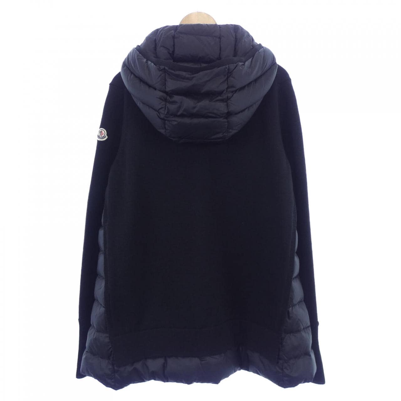 モンクレール MONCLER ダウンジャケット