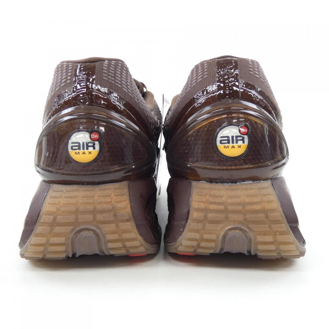 ナイキ NIKE HQ3837　200 スニーカー