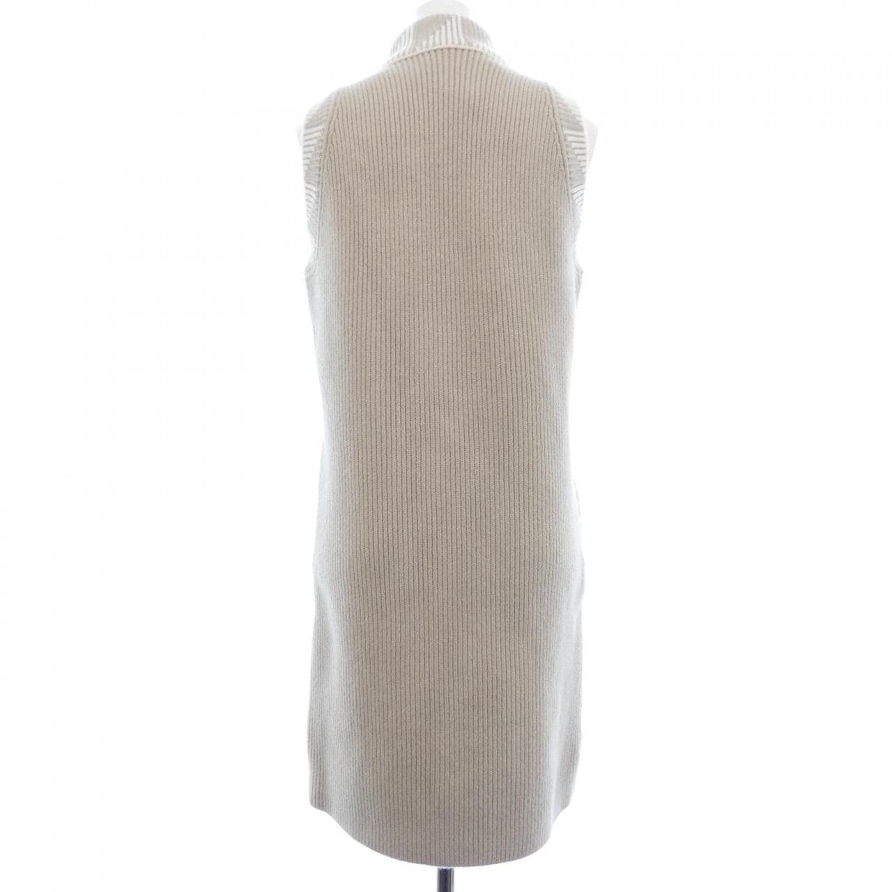 エルメス HERMES FIGURE ARTISTIQUE 3H2841DJ ダウンベスト