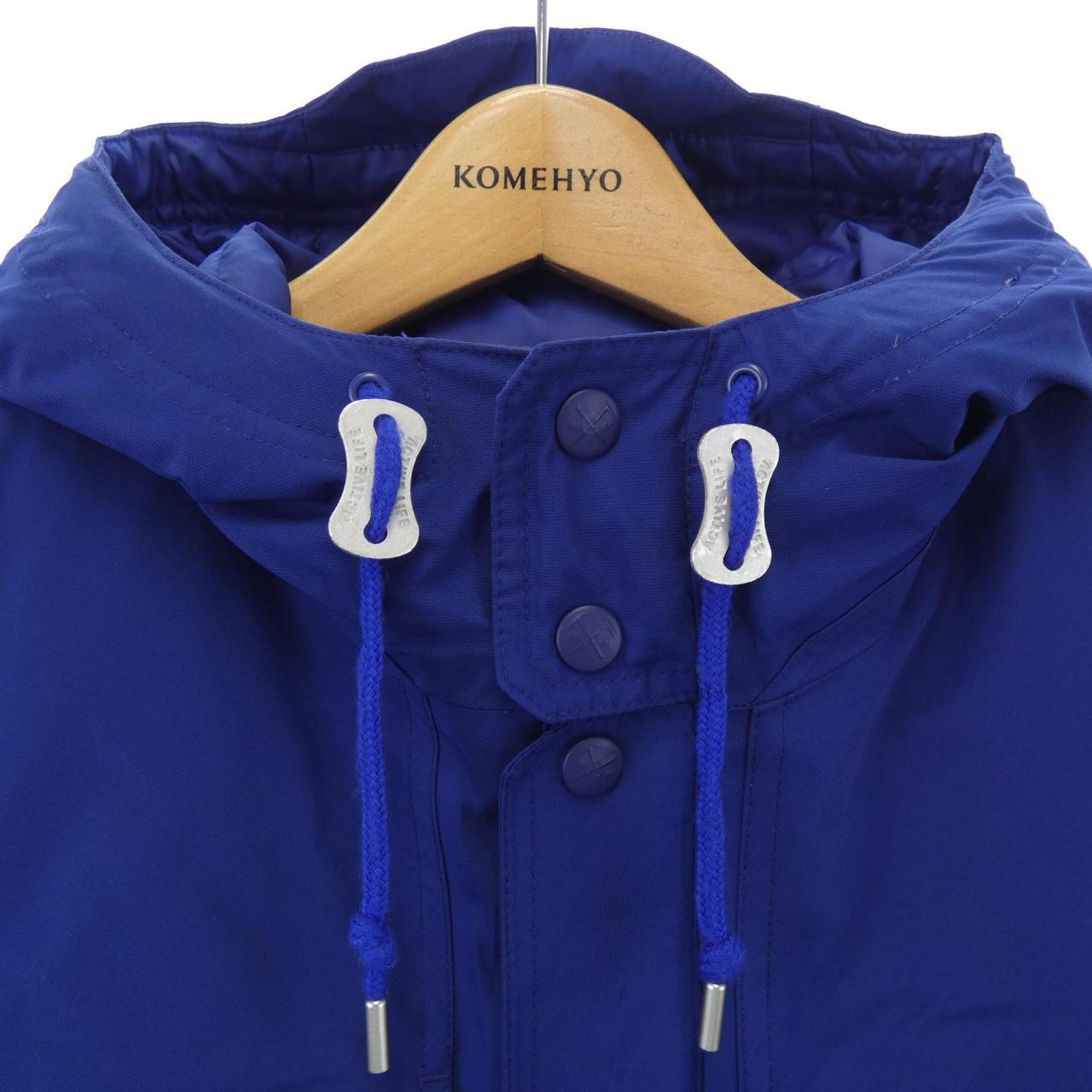 WHITE MOUNTAINEERING Down Jacket