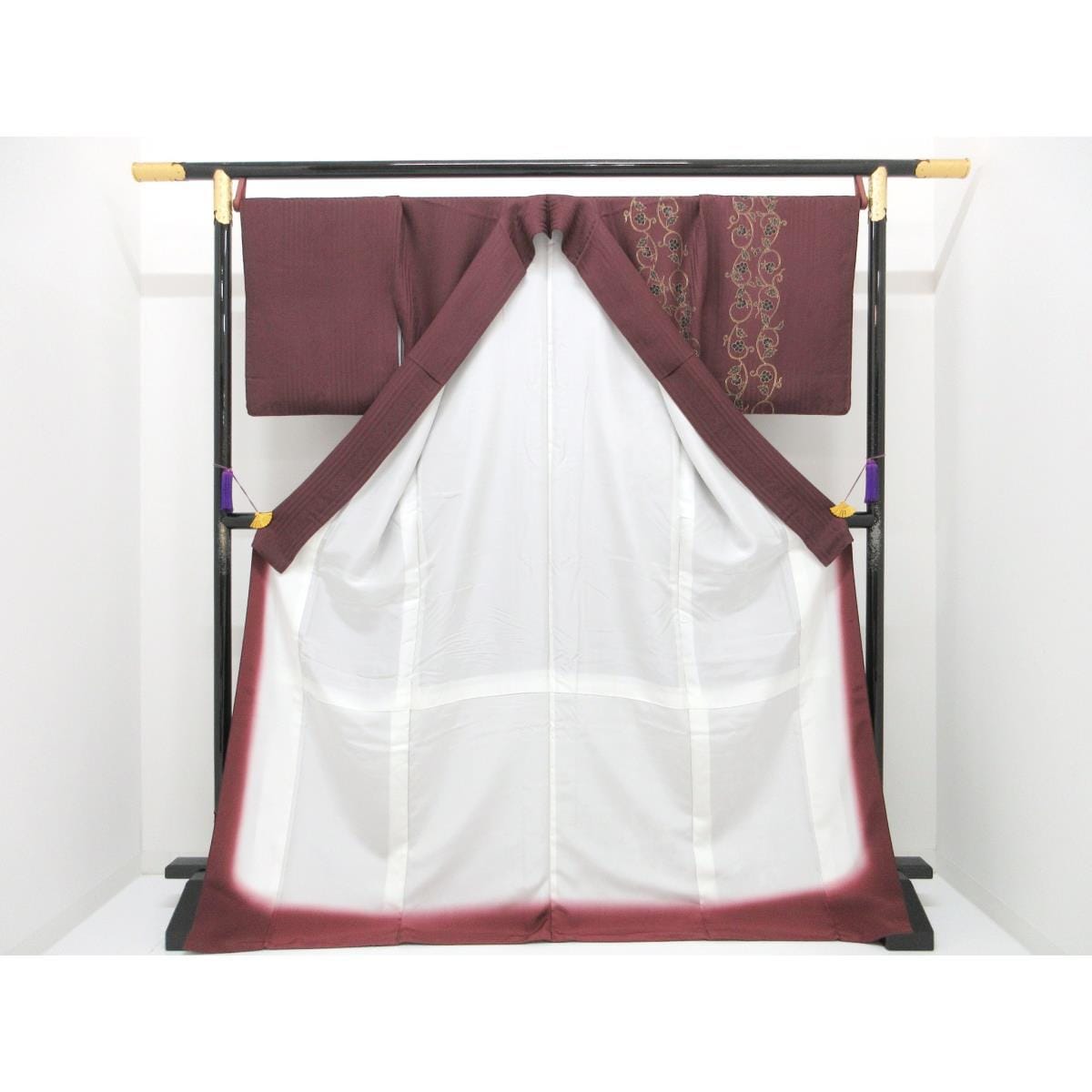 Visiting Kimono with Gold Finish, Width L
