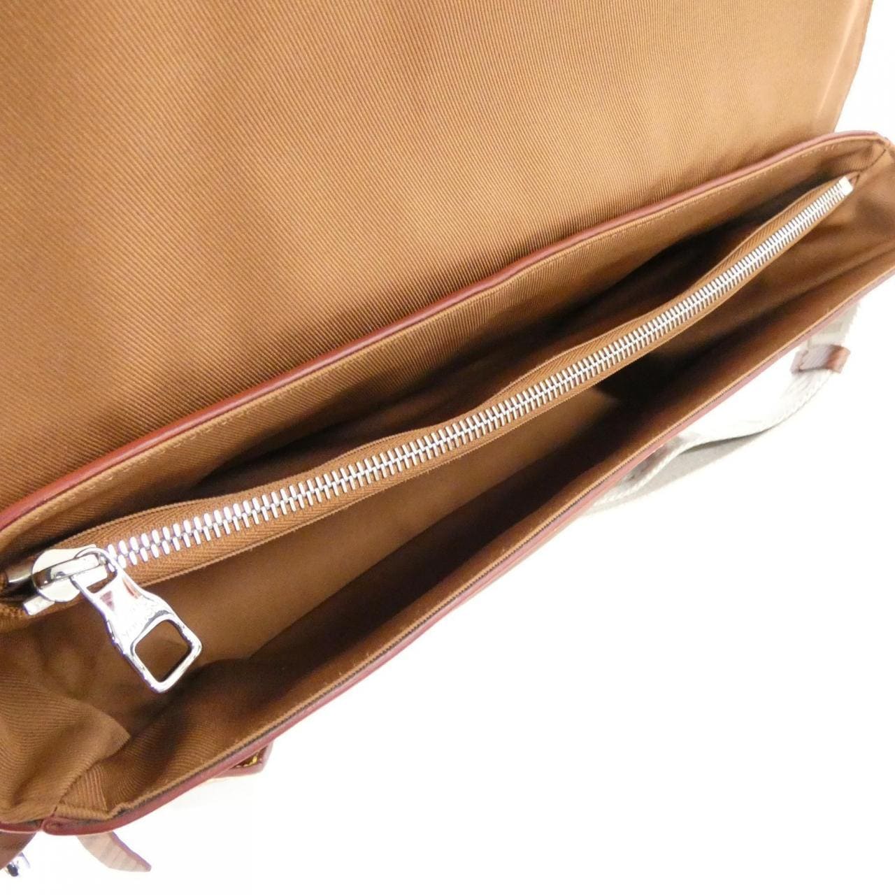 ルイヴィトン エピXL モンスリ メッセンジャー M23097 ショルダーバッグ