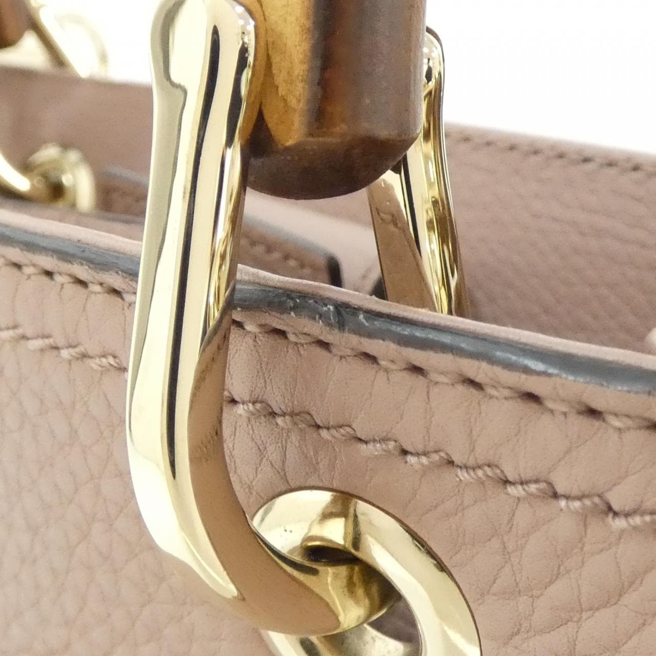 グッチ 336032 A7M0G バッグ