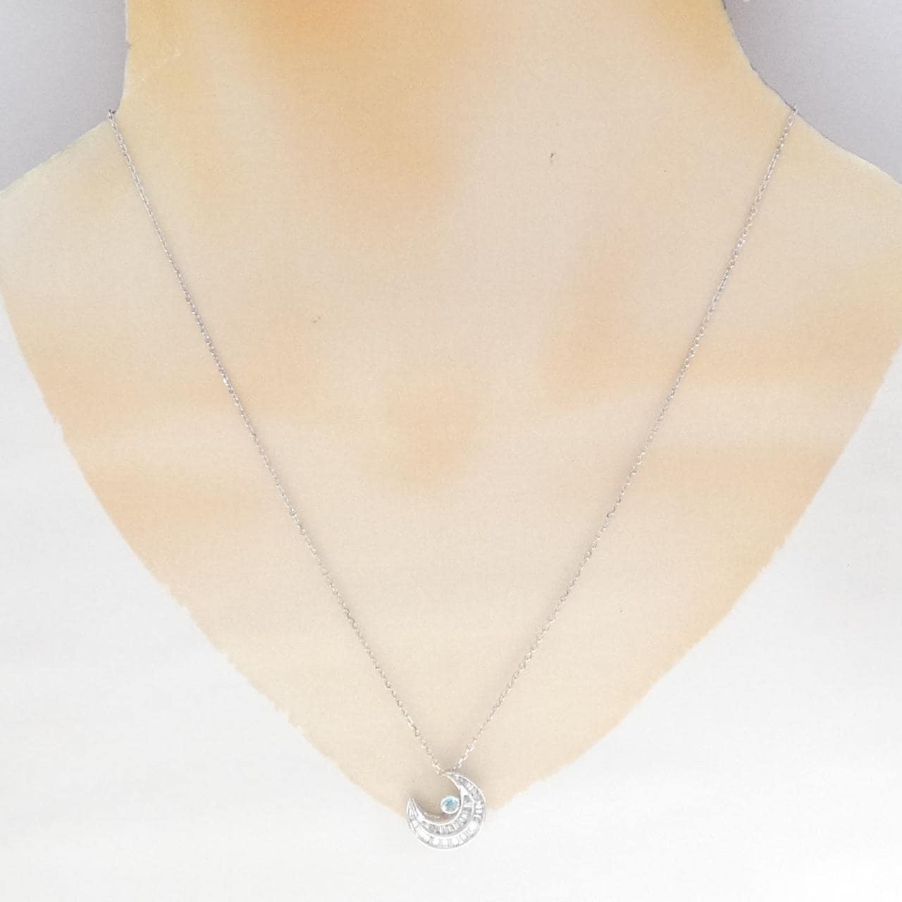 K18WG ムーン トルマリン ネックレス