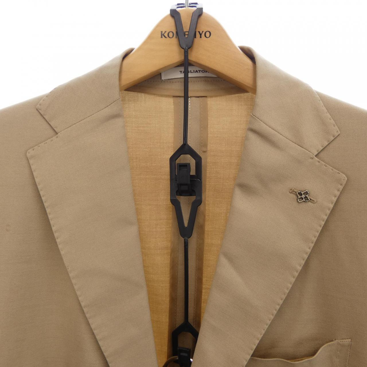 タリアトーレ TAGLIATORE スーツ