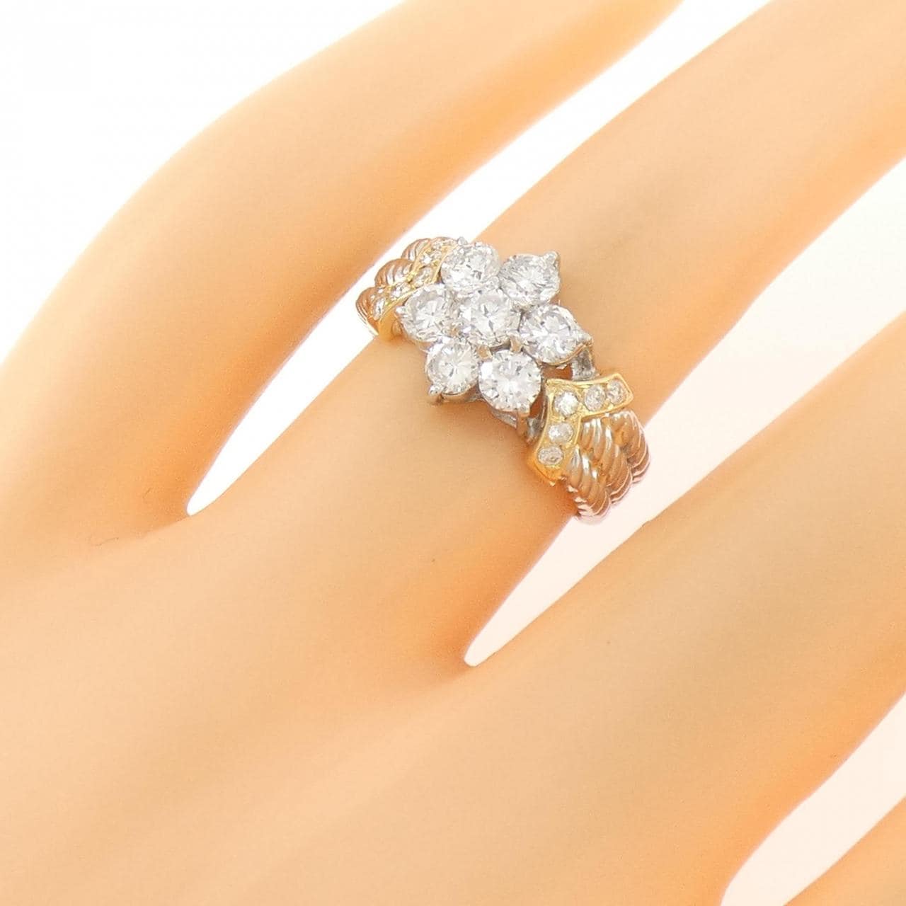 PT900/K18YG フラワー ダイヤモンド リング 1.01CT