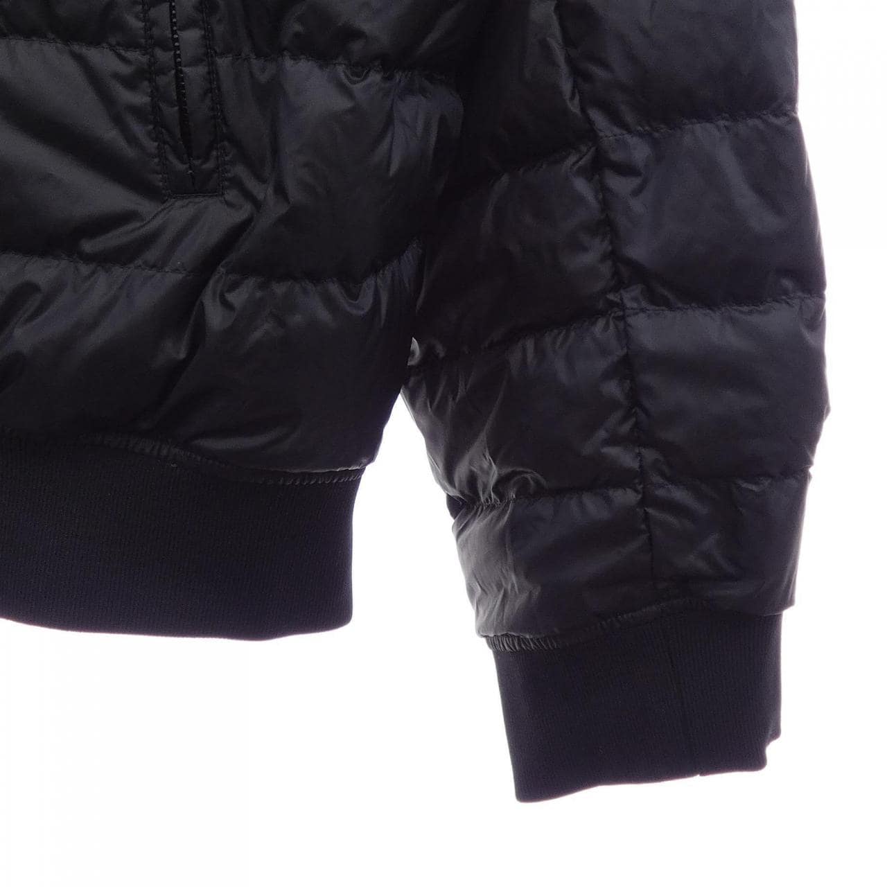 エンポリオアルマーニ EMPORIO ARMANI EM003783 ダウンジャケット