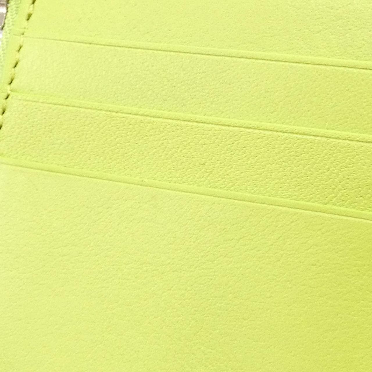 LOEBE Pebable Vertical錢包CANBS33X01錢包