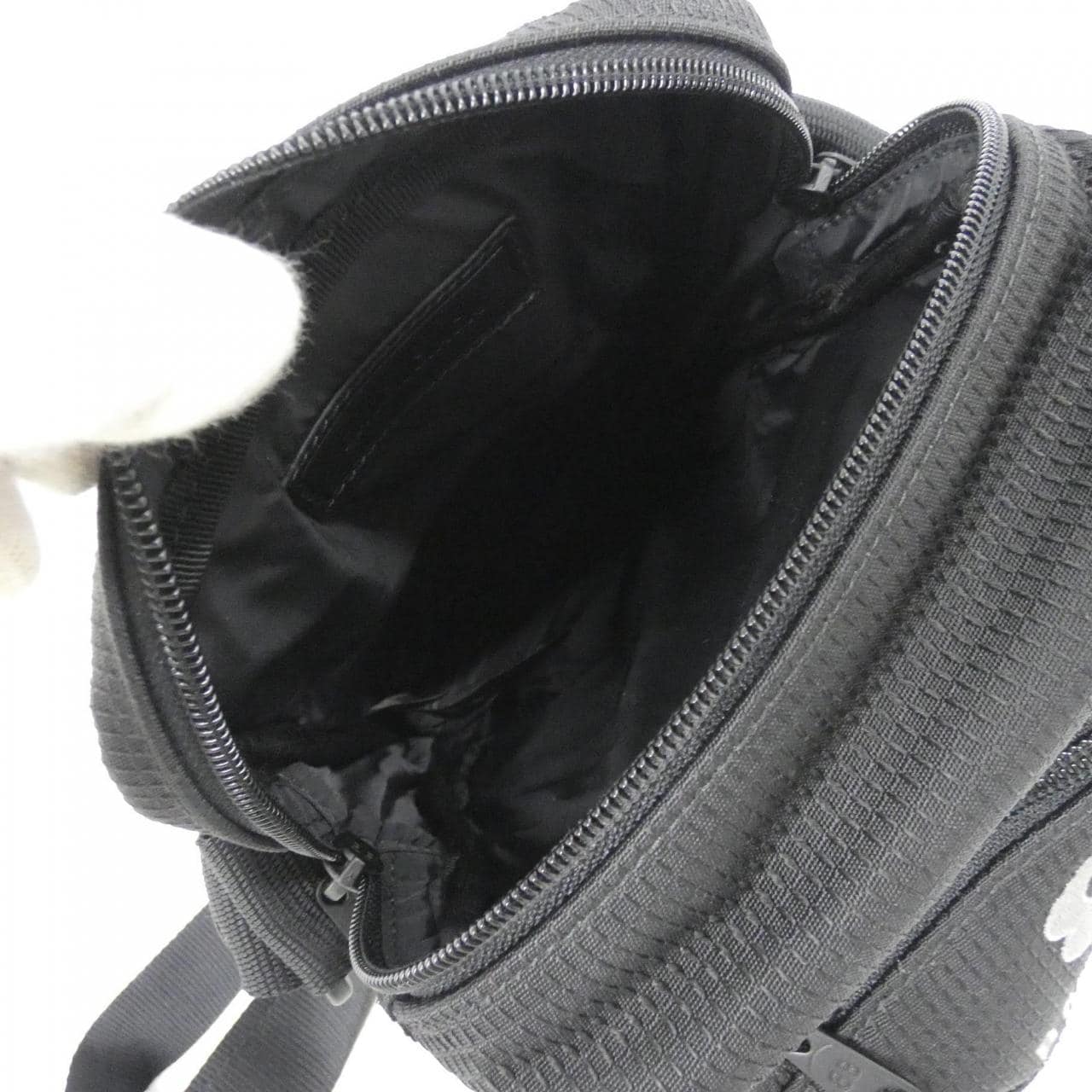 【新品】バレンシアガ 801976 2AA5S ショルダーバッグ