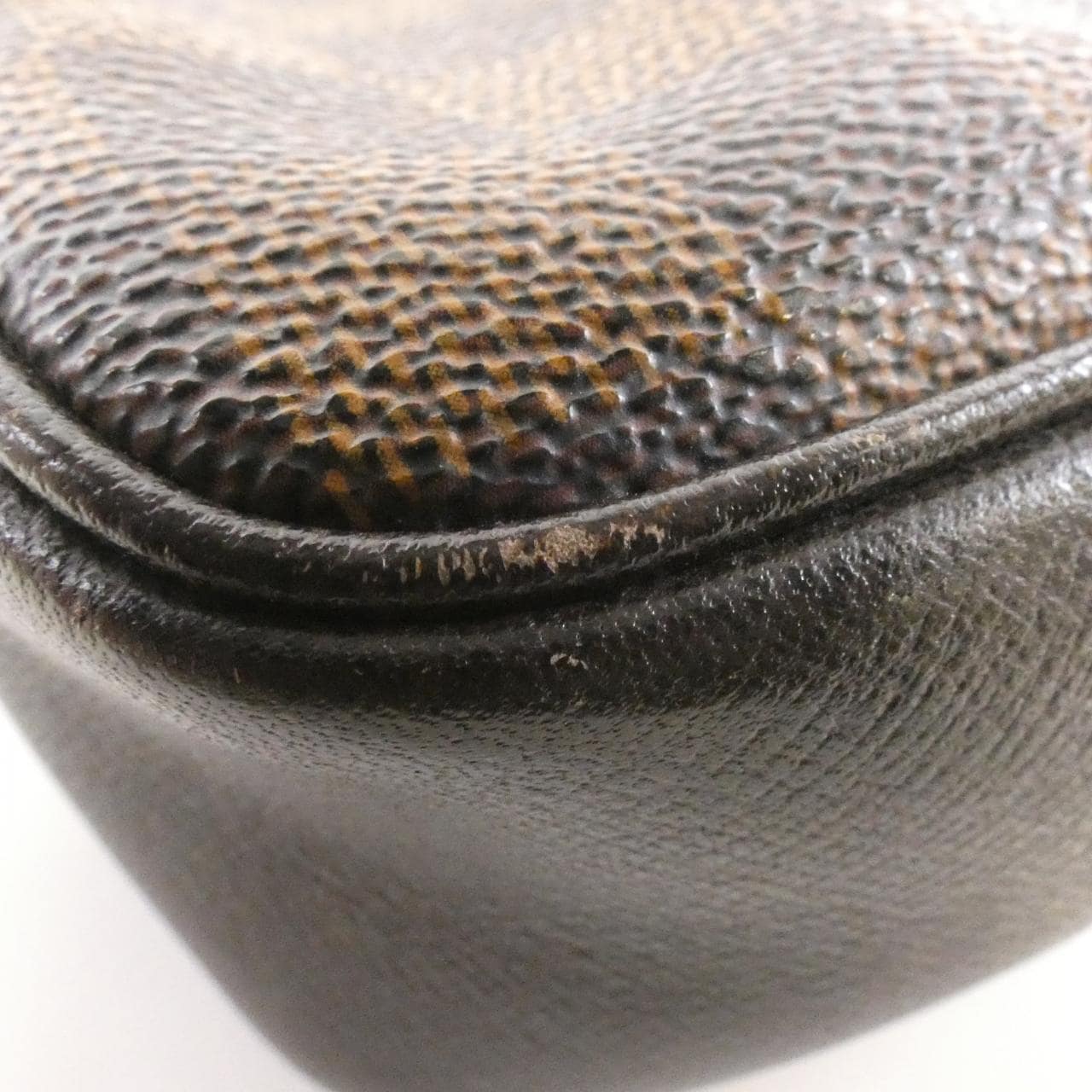 ルイヴィトン ダミエ トゥルース メイクアップ N51982 アクセサリーポーチ