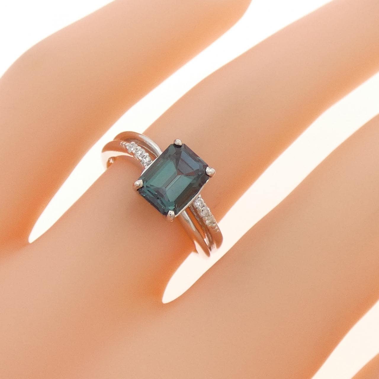 クレサンベール 合成アレキサンドライト リング 1.48CT