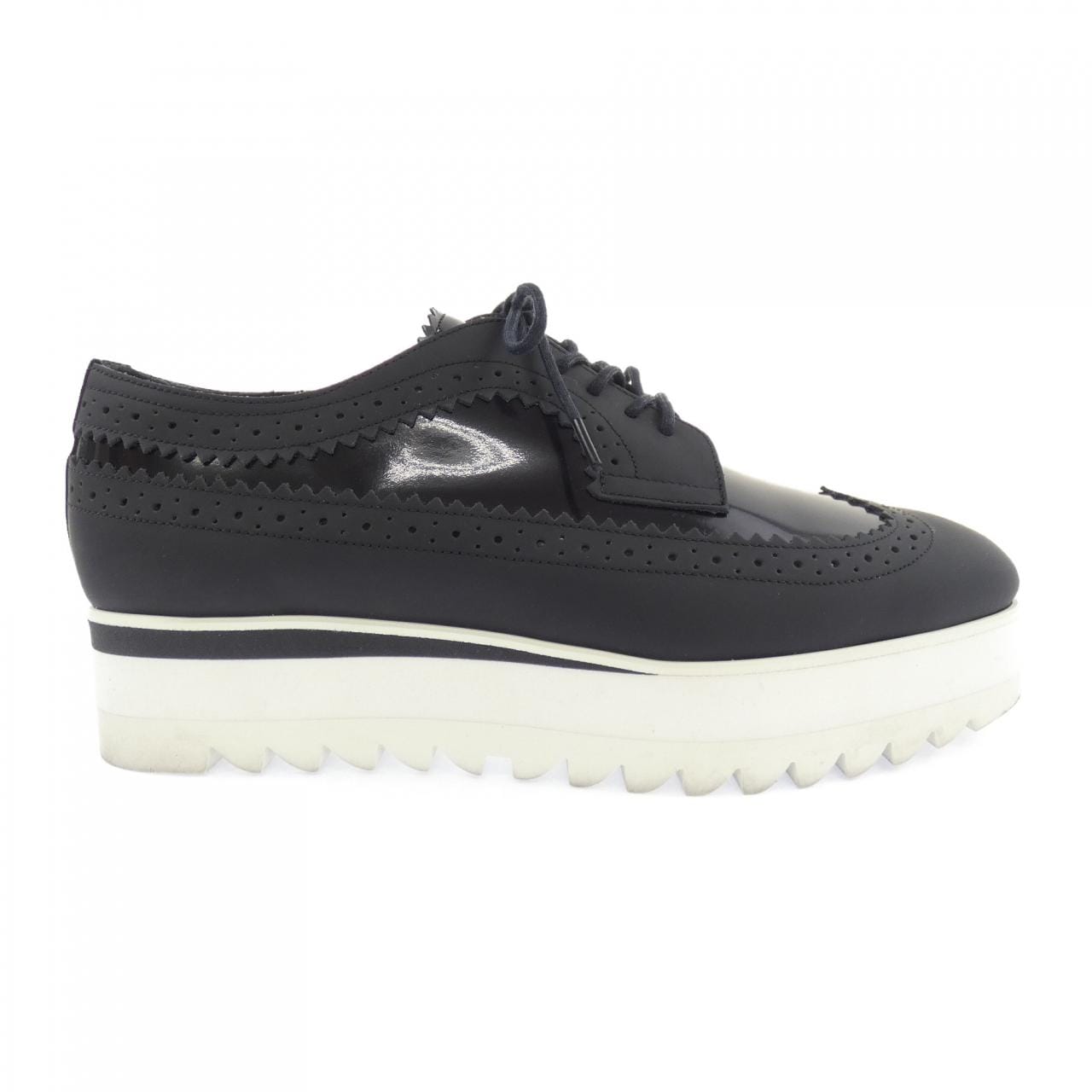 オニツカ タイガー ONITSUKA TIGER スニーカー