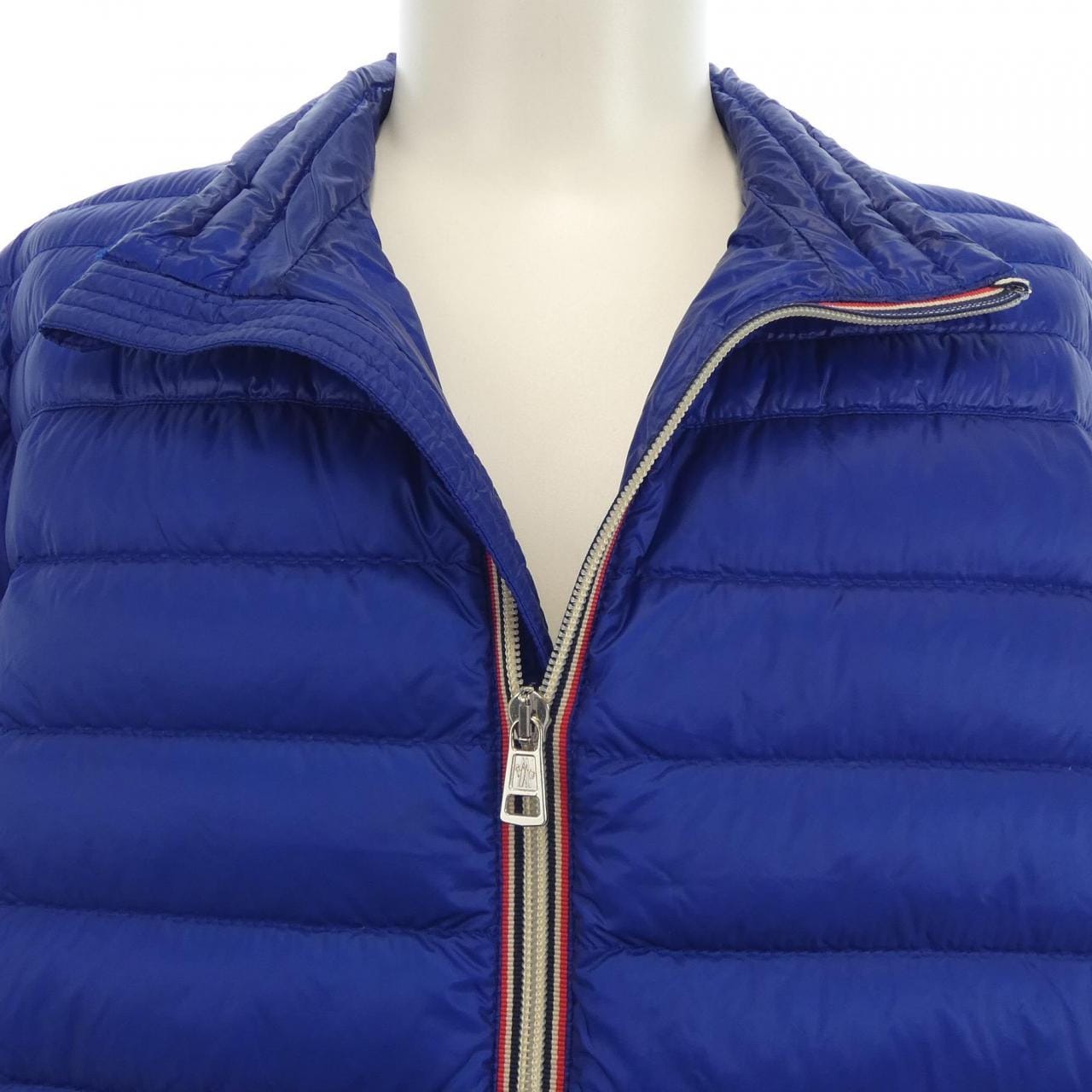 モンクレール MONCLER ダウンジャケット