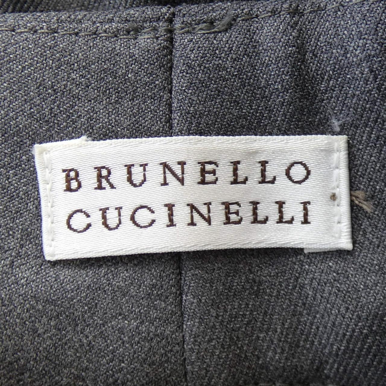 ブルネロクチネリ BRUNELLO CUCINELLI パンツ