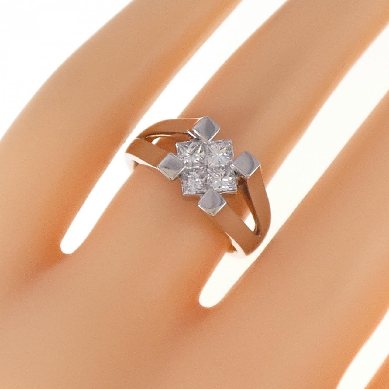 PT900 ダイヤモンド リング 0.75CT