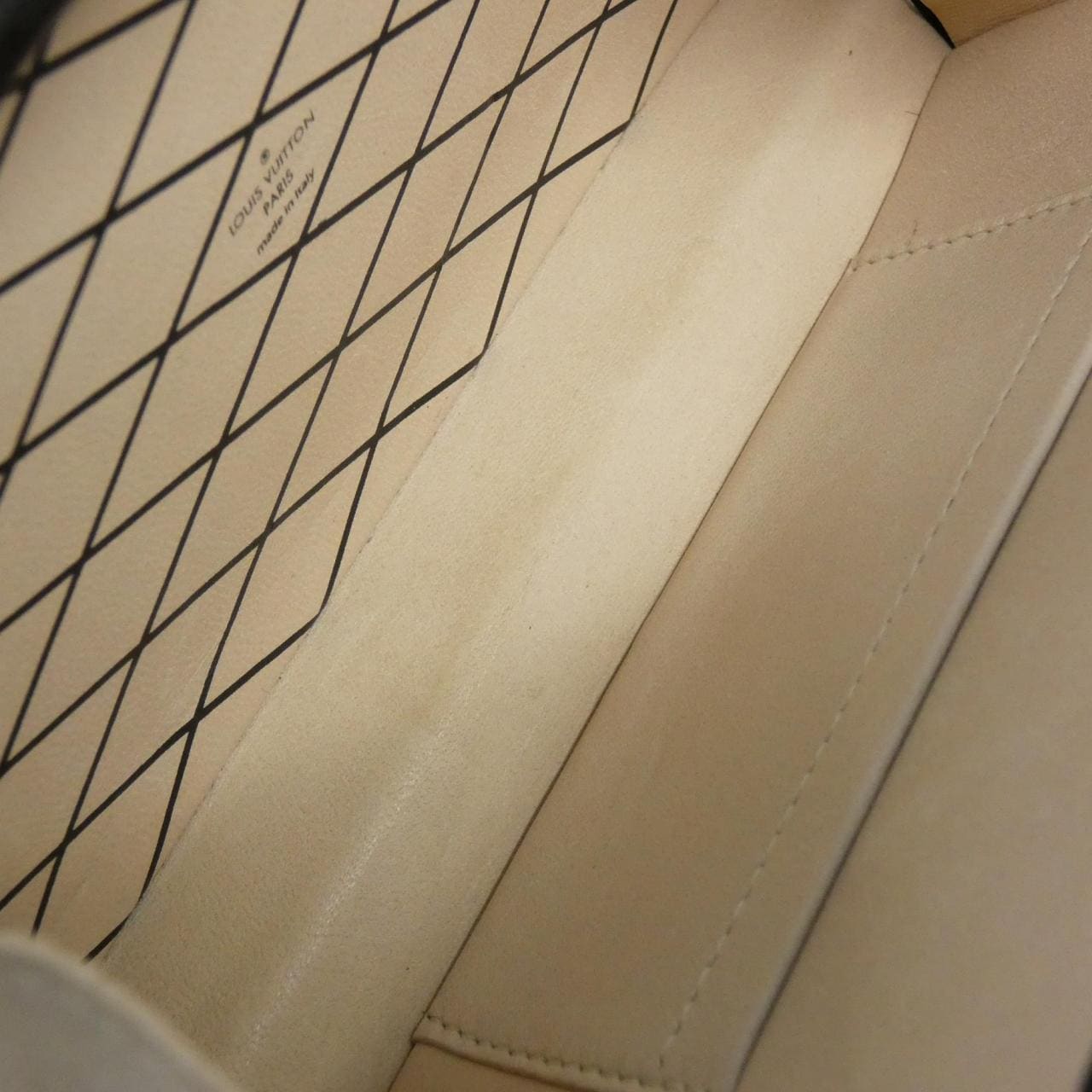 ルイヴィトン エピ プティット マル M54651 ショルダーバッグ