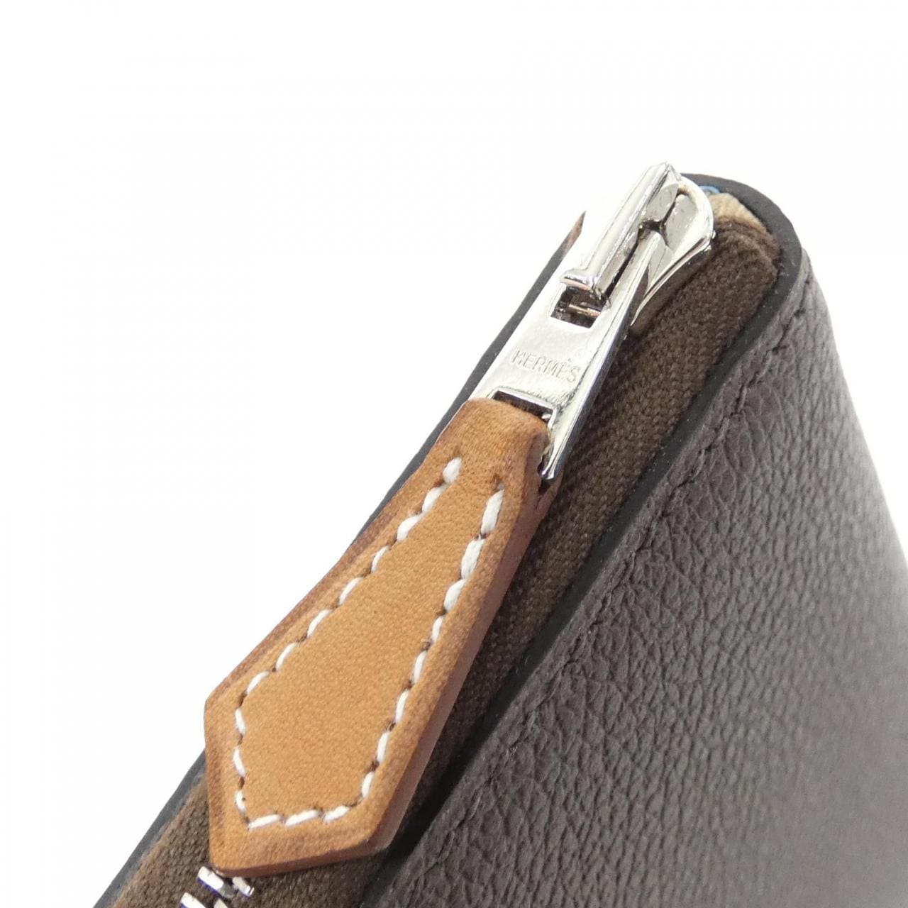 【未使用品】エルメス HERMES ELECTRIQUE シルク イン コンパクト 085263CK 財布
