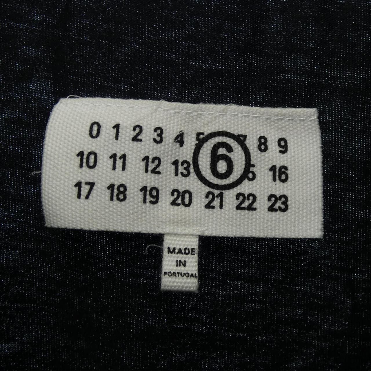 エムエムシックス MM6 SH0GC0069 Tシャツ