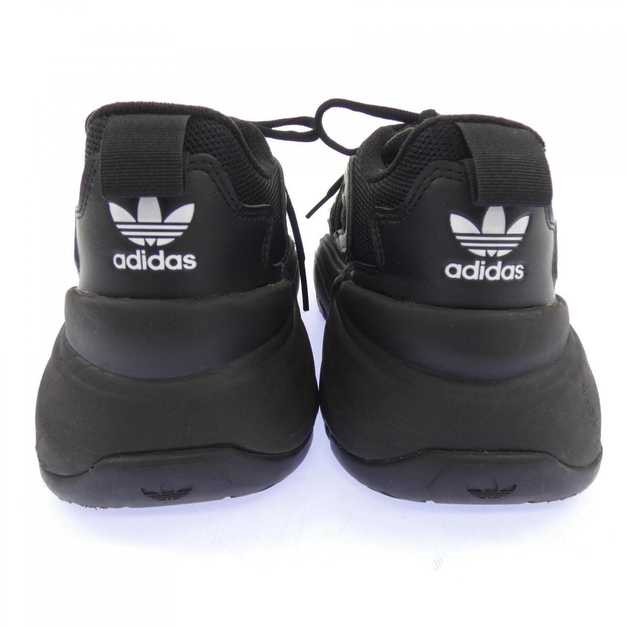 アディダス ADIDAS IG6045 スニーカー