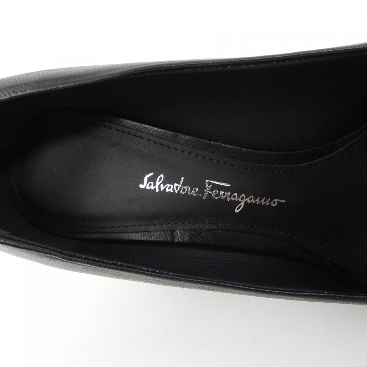 サルヴァトーレフェラガモ SALVATORE FERRAGAMO VIVA パンプス