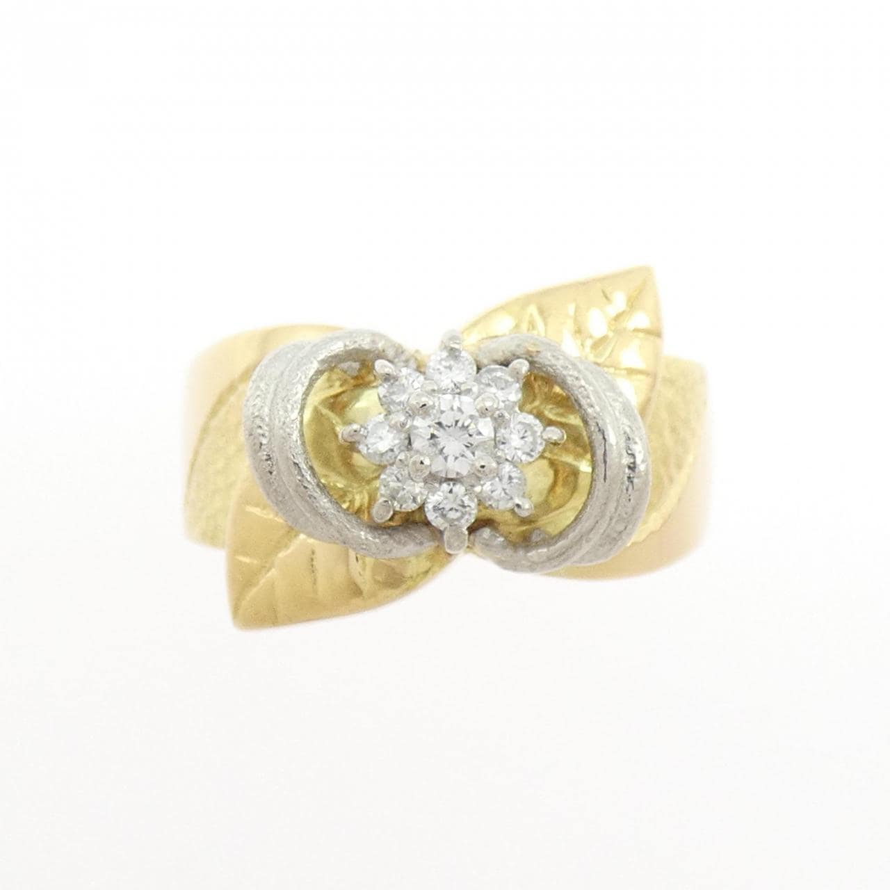 18KYG/PT900 フラワー ダイヤモンド リング