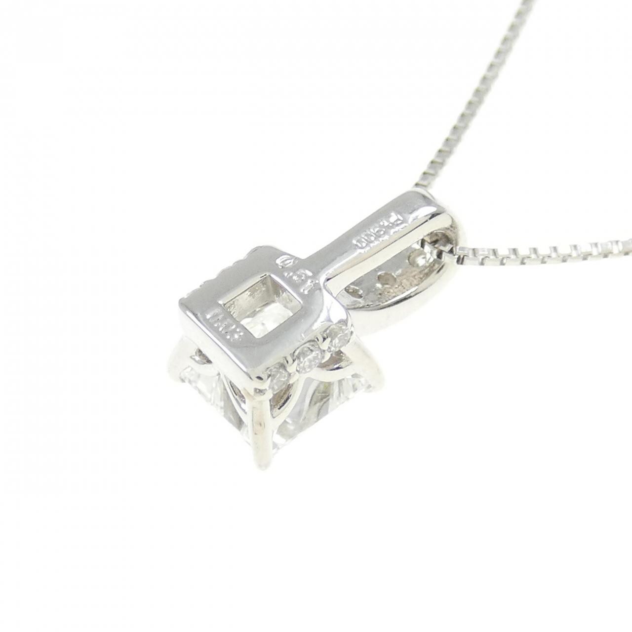 PT Diamond Necklace 0.51CT D VS2 Fancy Cut