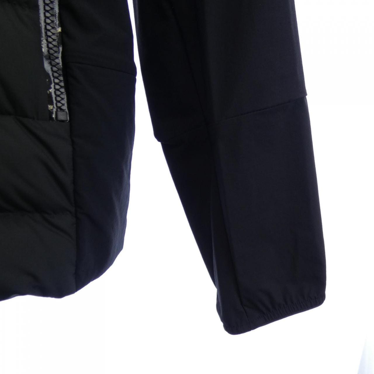 モンクレール MONCLER VIAUR ダウンジャケット