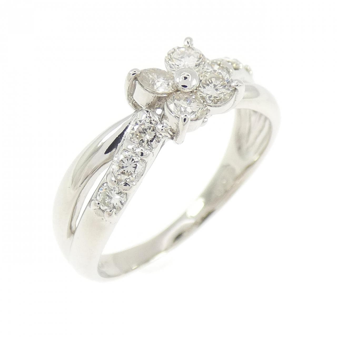 PT900 フラワー ダイヤモンド リング 0.50CT