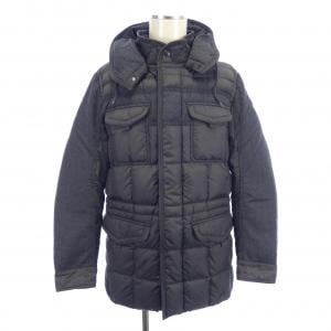 モンクレール MONCLER ダウンジャケット