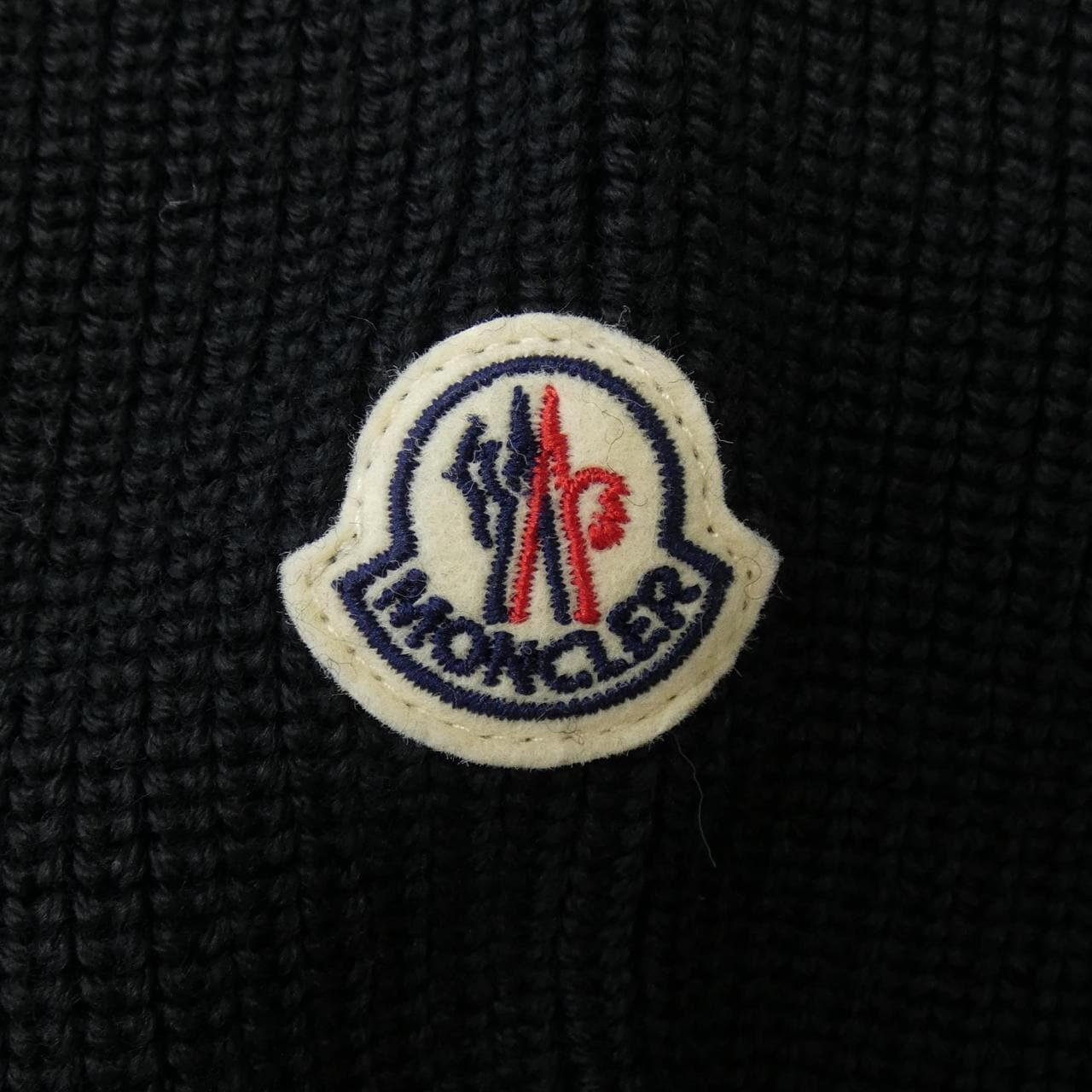 【新品】モンクレール MONCLER K20919B50800 ダウンジャケット