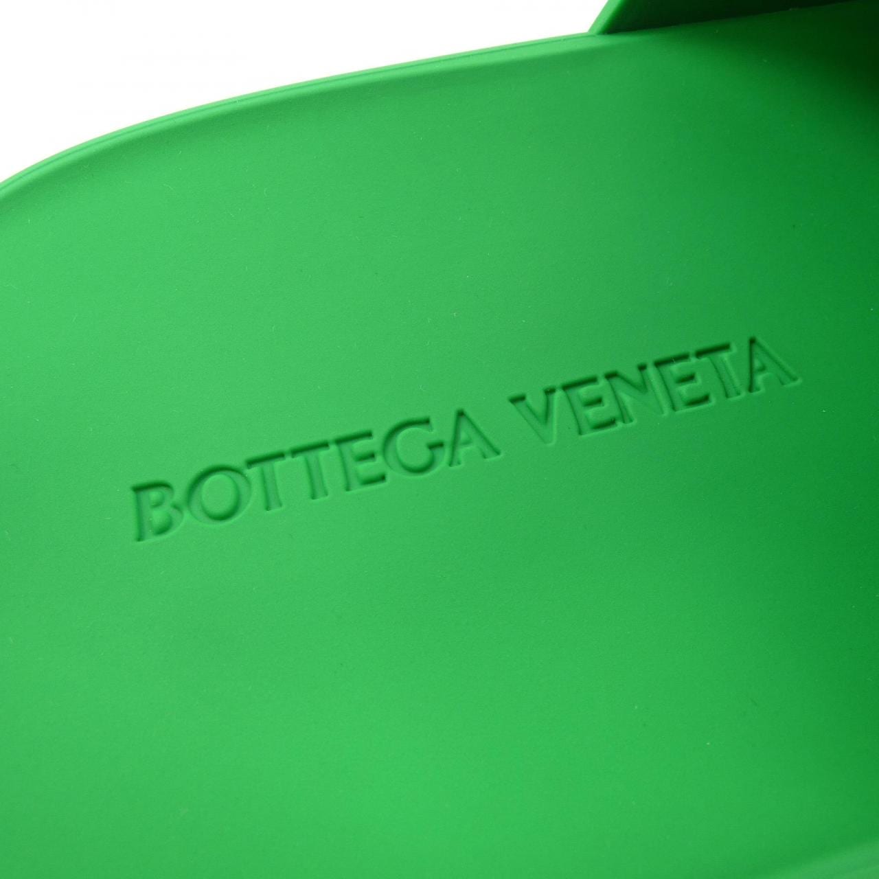 ボッテガヴェネタ BOTTEGA VENETA 690104　V1060　3708 サンダル