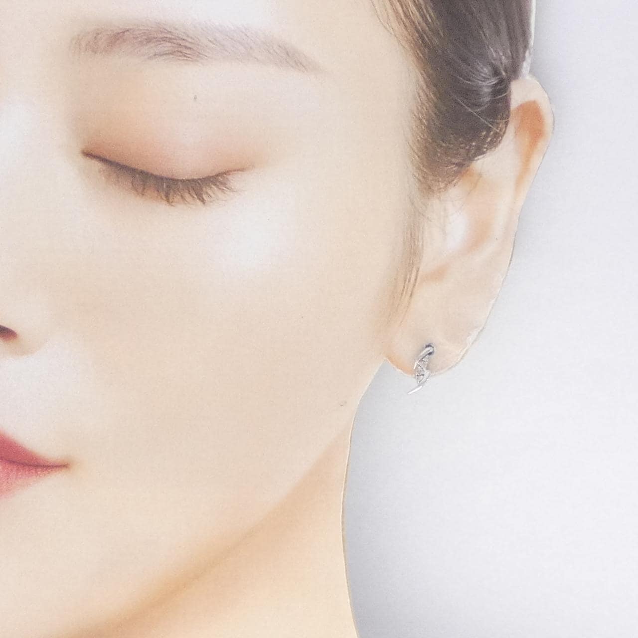 K14WG ダイヤモンド ピアス 0.08CT