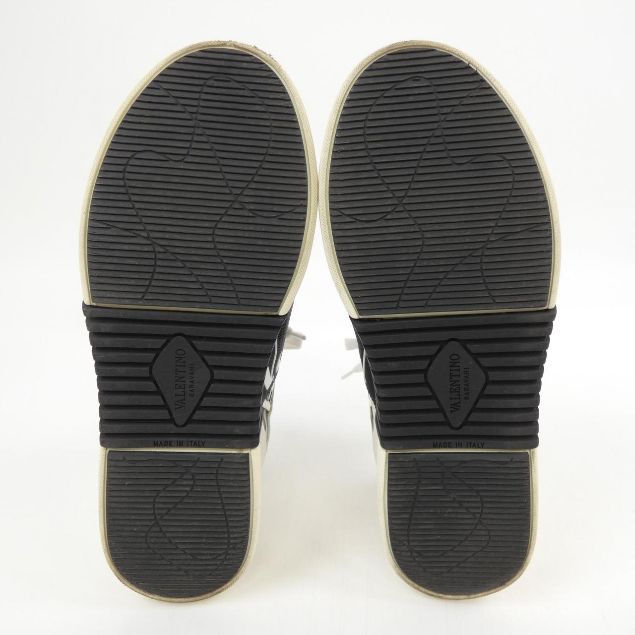 ヴァレンティノガラヴァーニ VALENTINO GARAVANI TTV66W2 スニーカー