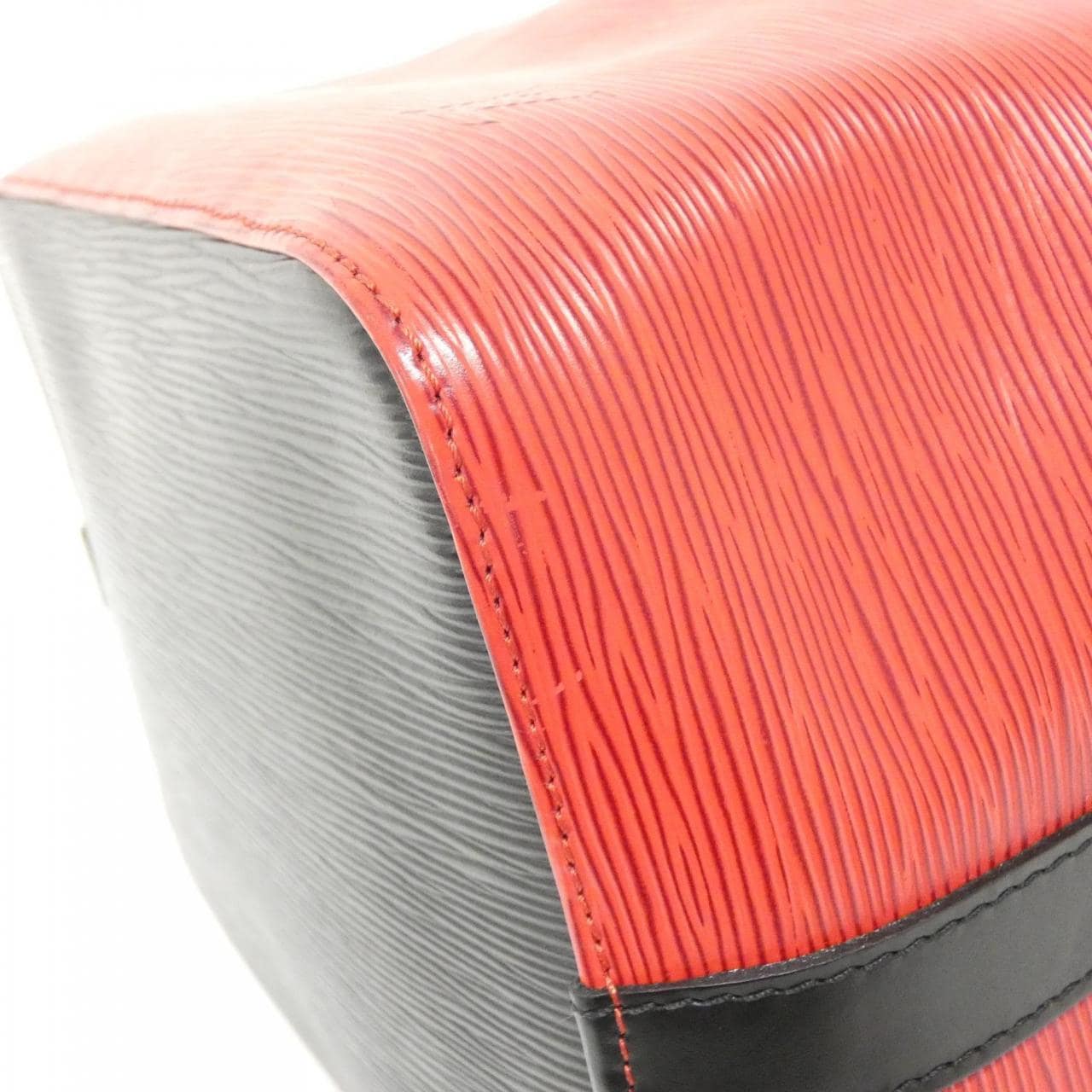 ルイヴィトン エピ プチ ノエ M44172 ショルダーバッグ