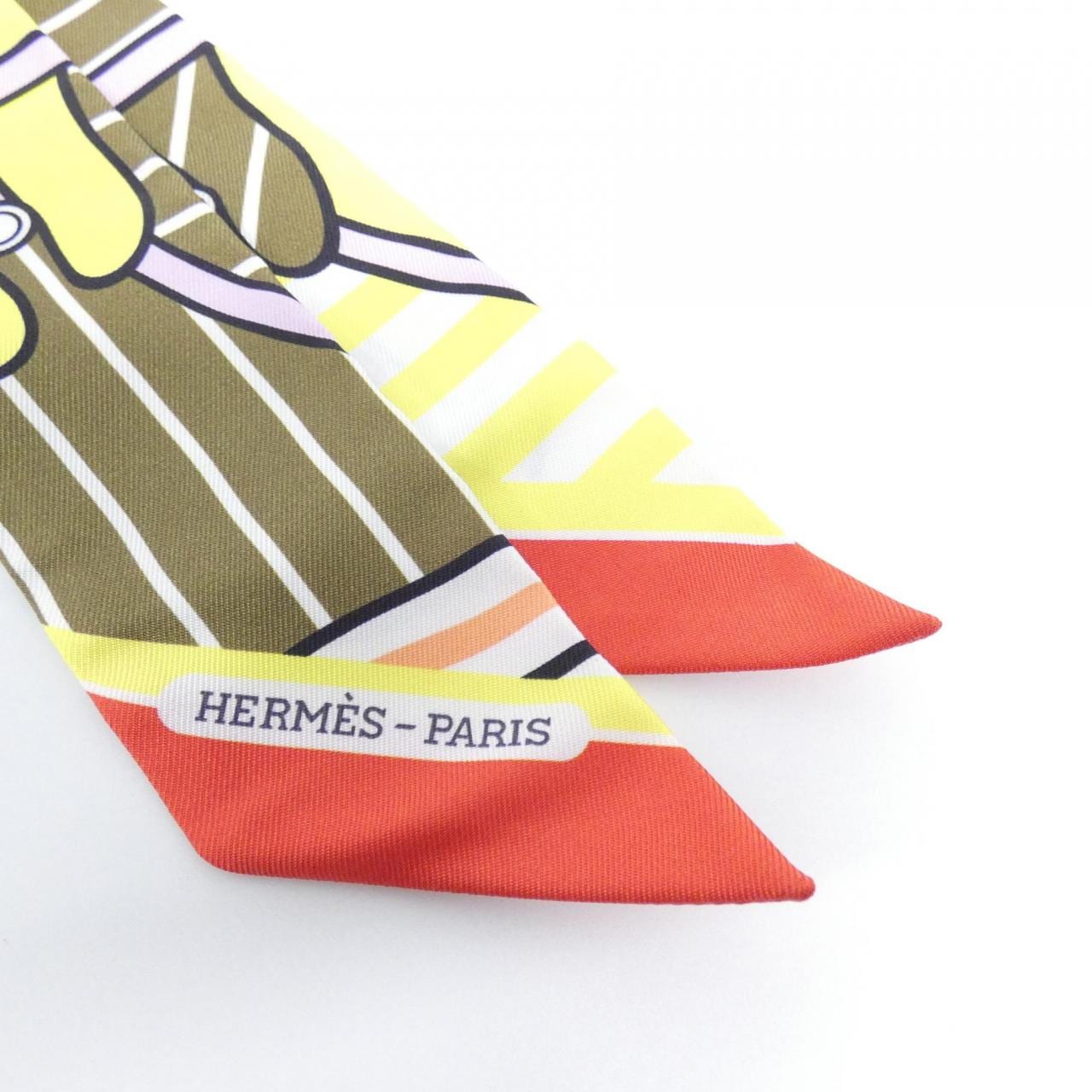 【未使用品】エルメス QUADRIGE BAYADERE ツイリー 063349S スカーフ