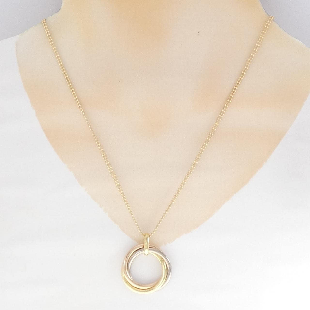 カルティエ トリニティ ネックレス