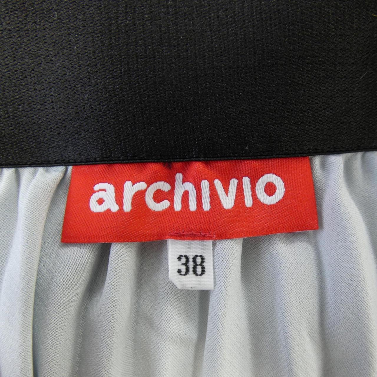 アルチビオ ARCHIVIO スカート