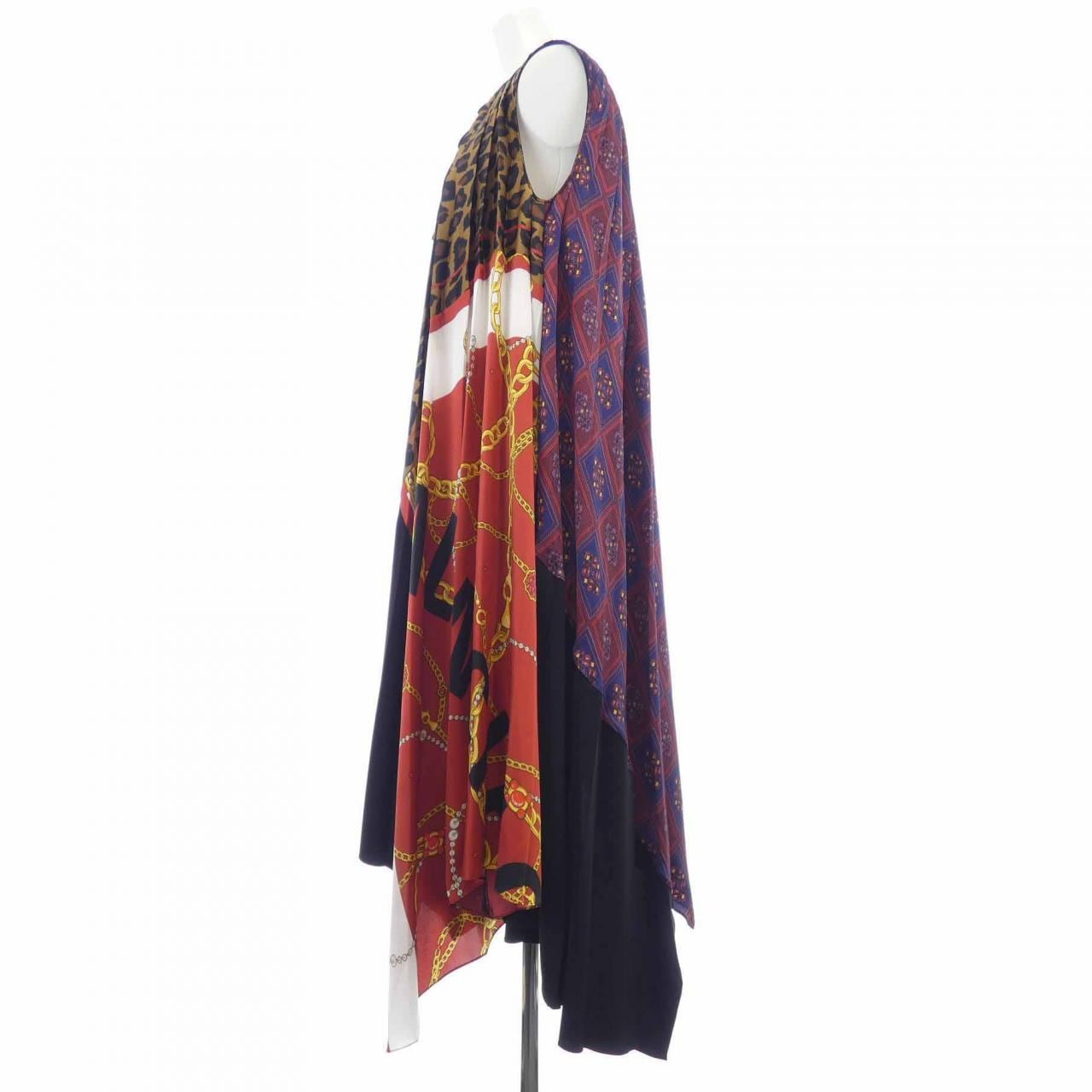 バレンシアガ BALENCIAGA 556249 TDO07 ワンピース