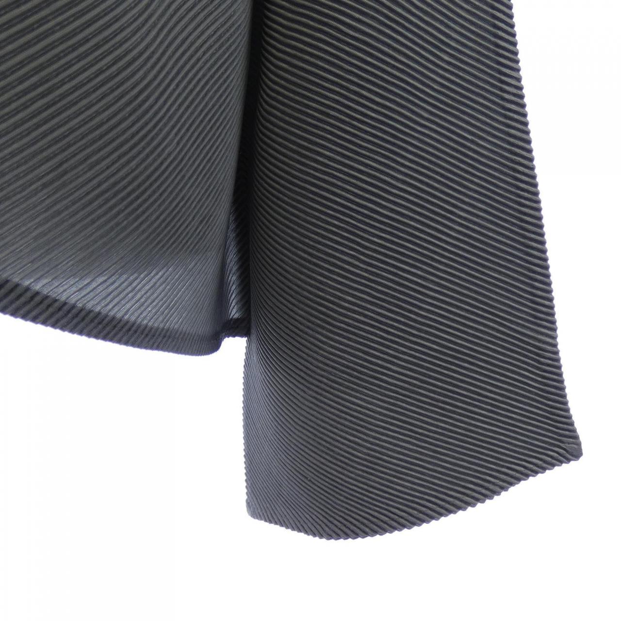 イッセイミヤケ ISSEY MIYAKE IM12FJ998 トップス