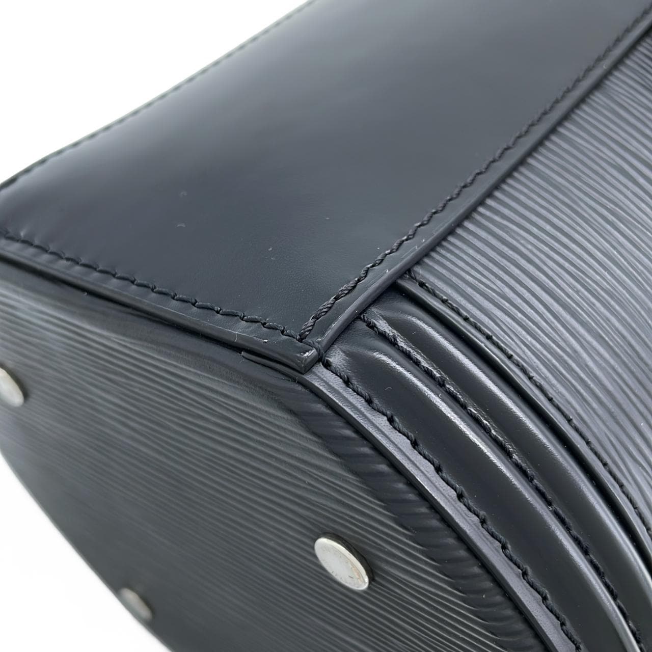 ルイヴィトン エピ カンヌ M52226 バッグ