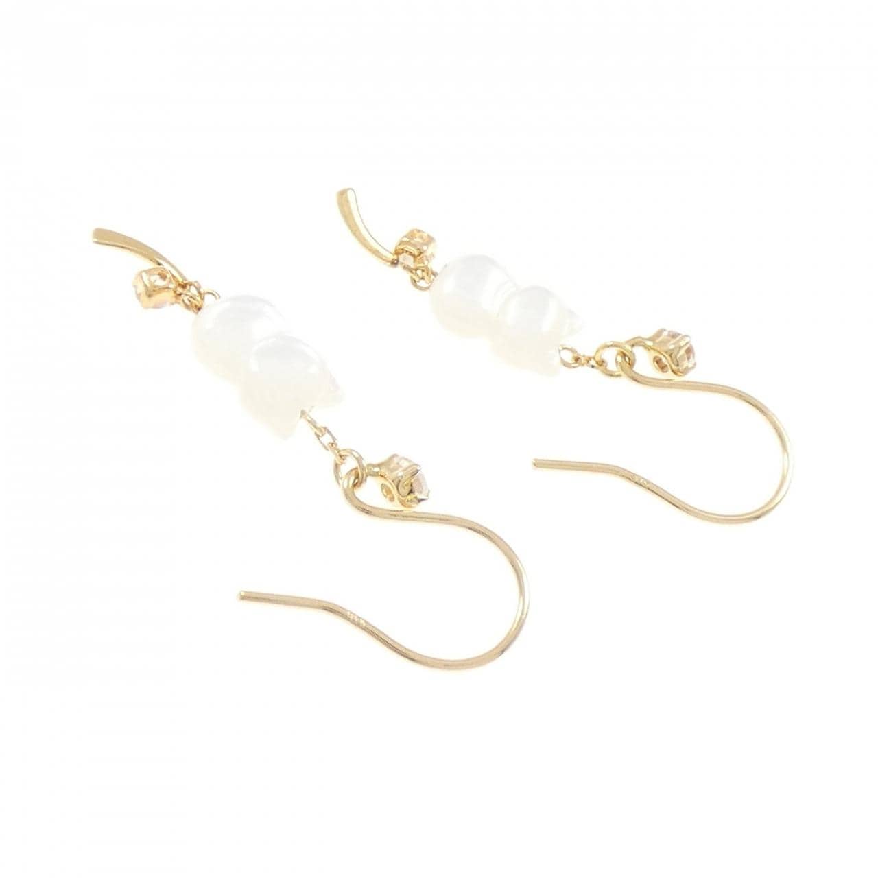 K18YG キャット マザーオブパール ピアス