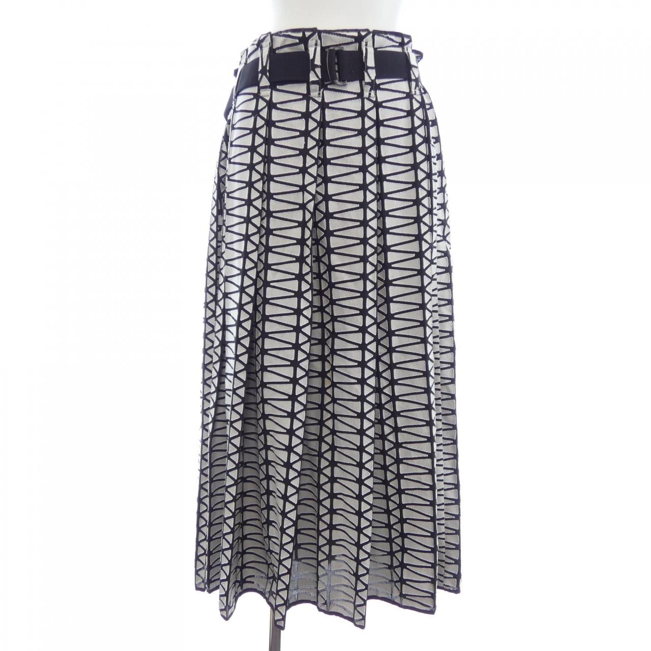 イッセイミヤケ ISSEY MIYAKE IM72FG535 スカート