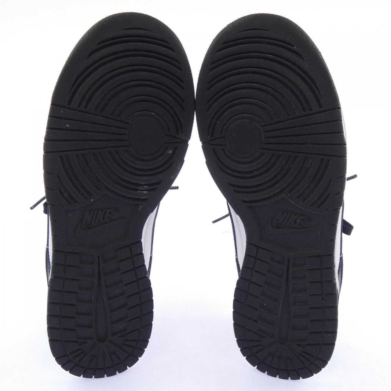 ナイキ NIKE ダンク　LOW レトロ スニーカー