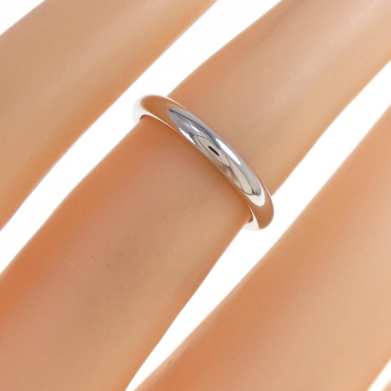 CHANEL wedding ring