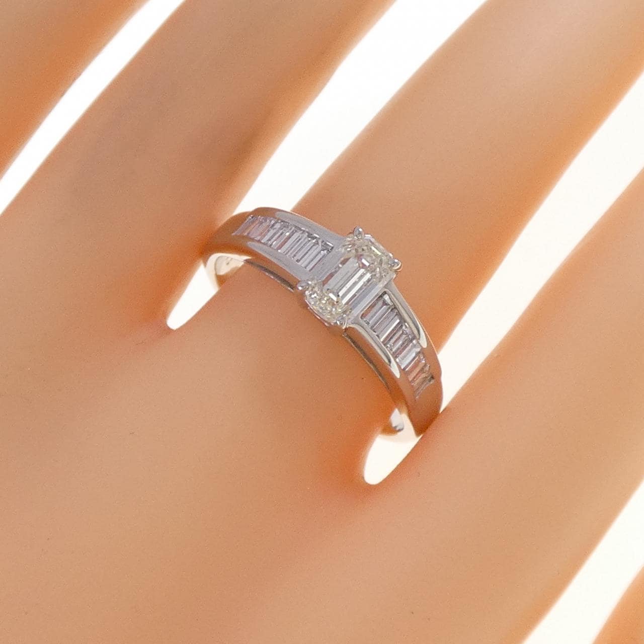 PT950 ダイヤモンド リング 1.013CT