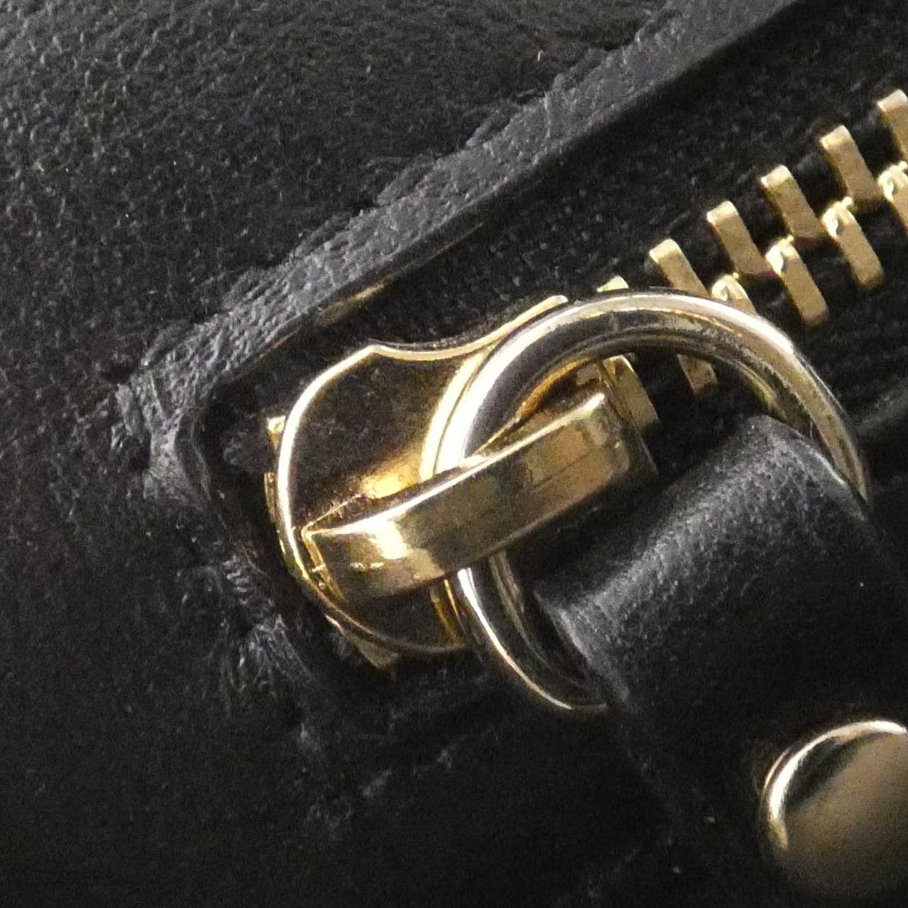 ジミーチュウ マデリン ショルダーバッグ