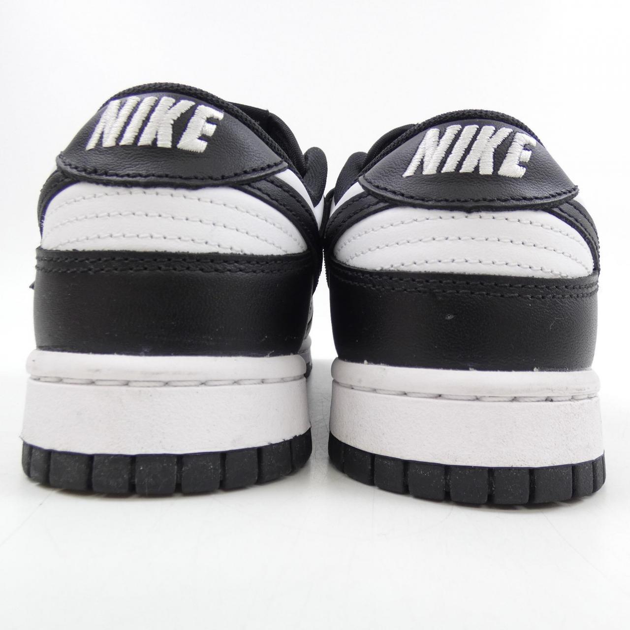 ナイキ NIKE スニーカー